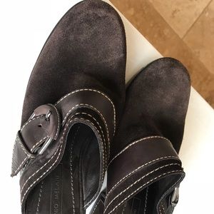 Antonio Melani suede clogs